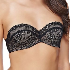 B TEMPT’D B ENTICING PADDED STRAPLESS BRA